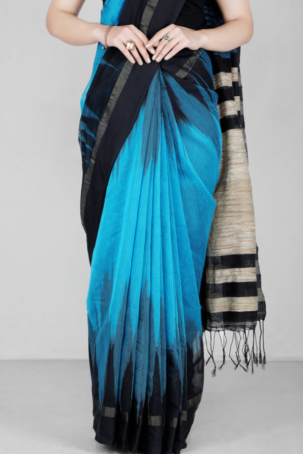 Blue and Charcoal Handloom Saree - Image 2
